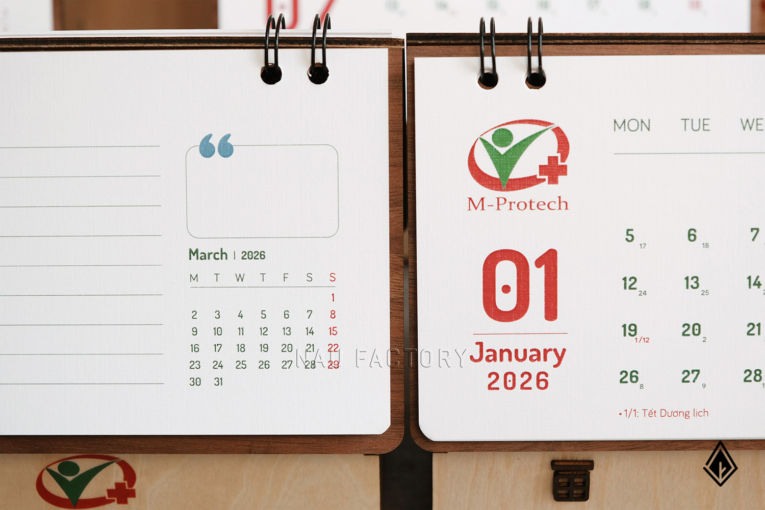 lịch gỗ ngôi nhà