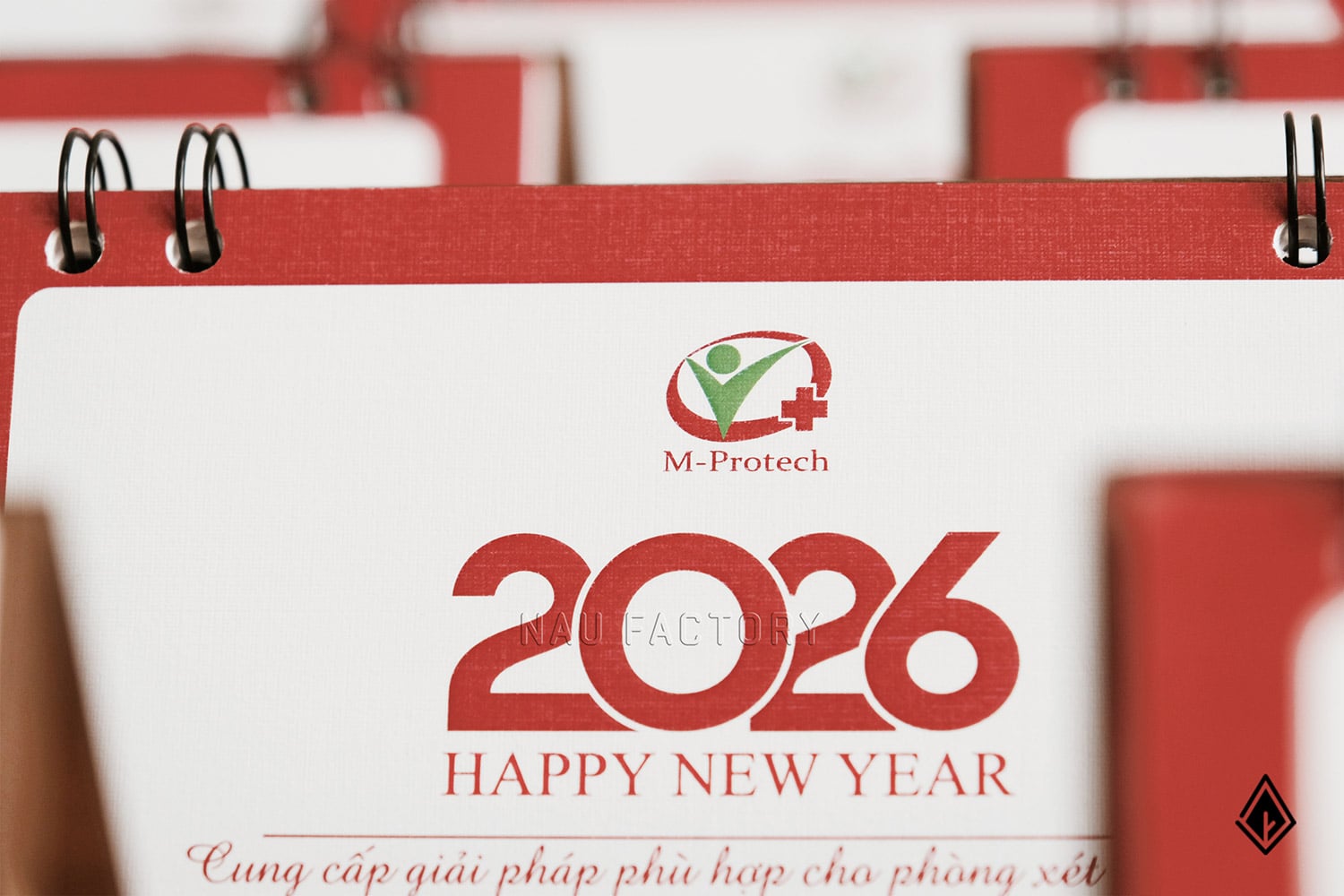 lịch gỗ ngôi nhà