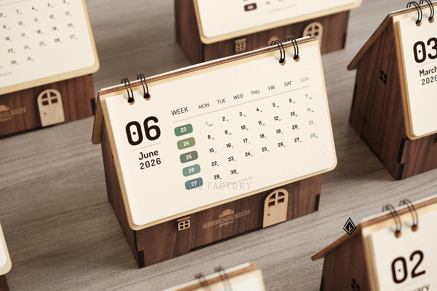 lịch gỗ ngôi nhà