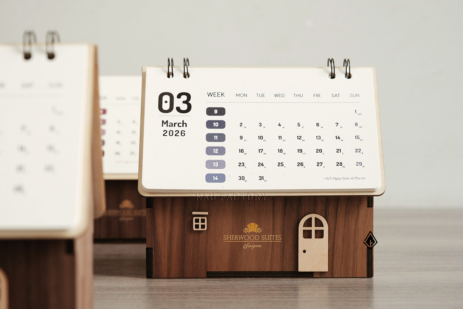 lịch gỗ ngôi nhà