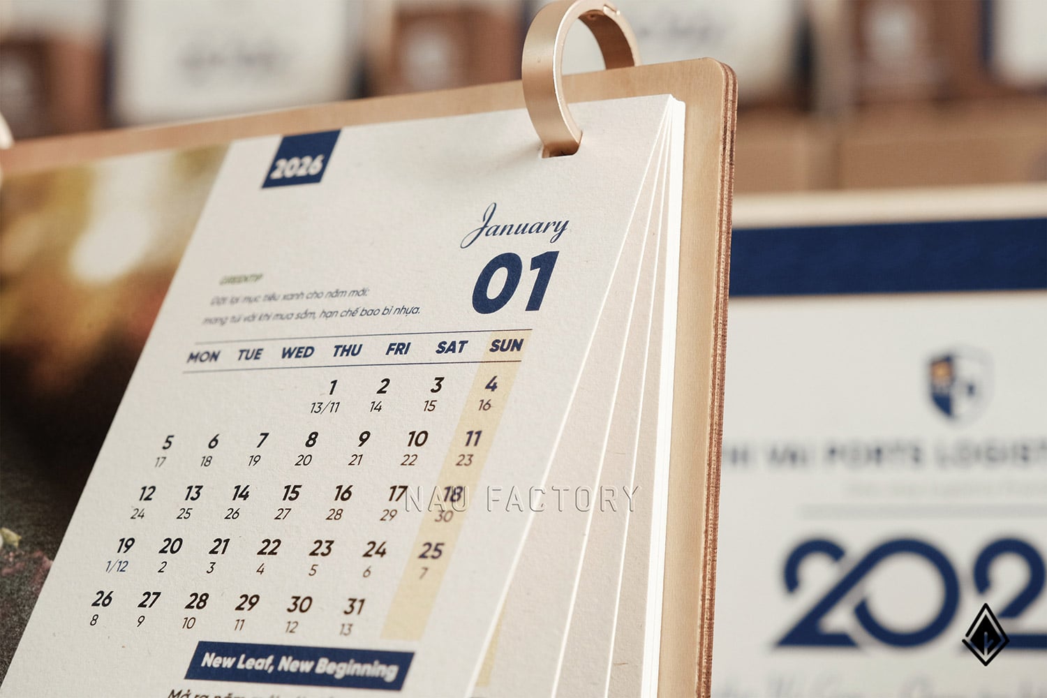 lịch gỗ hộp bút