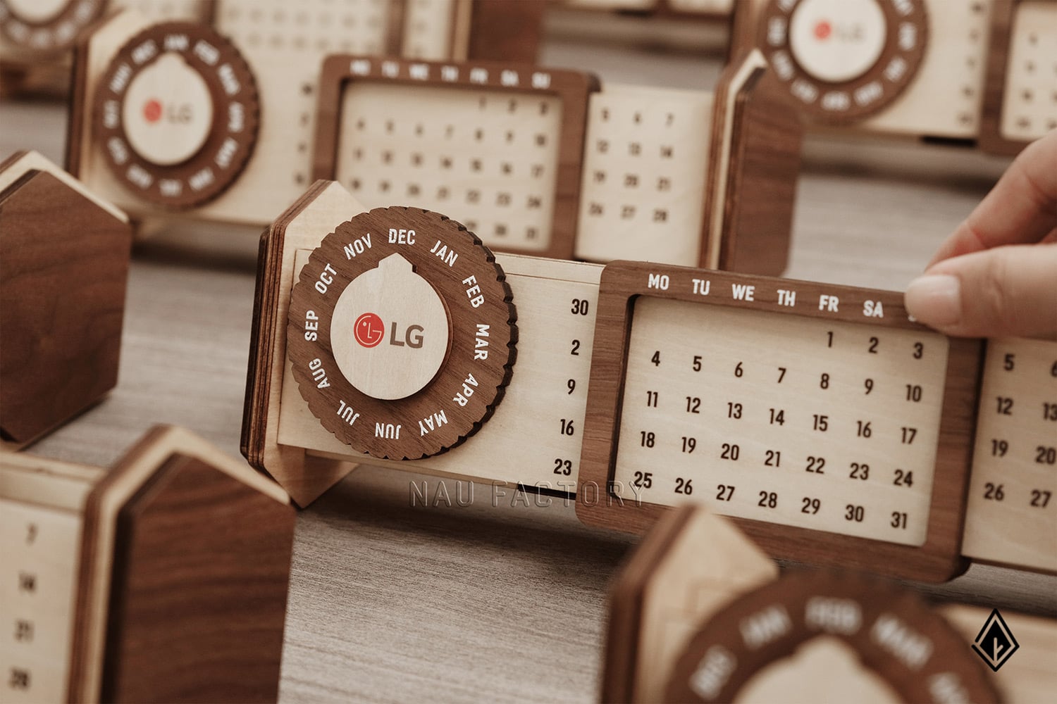 Lịch gỗ vạn niên