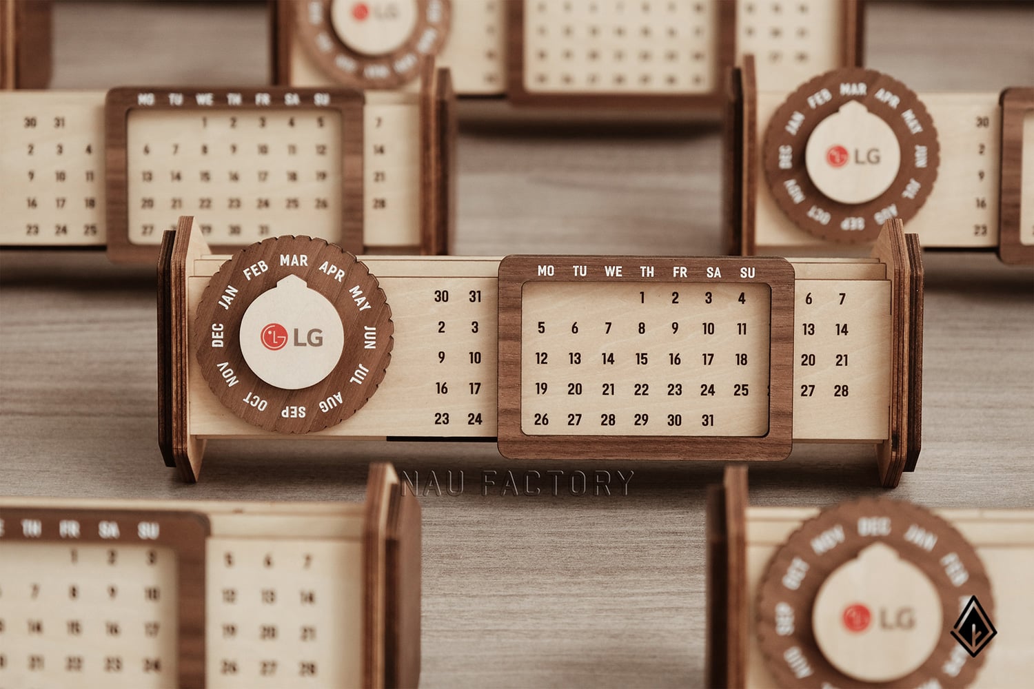 Lịch gỗ vạn niên