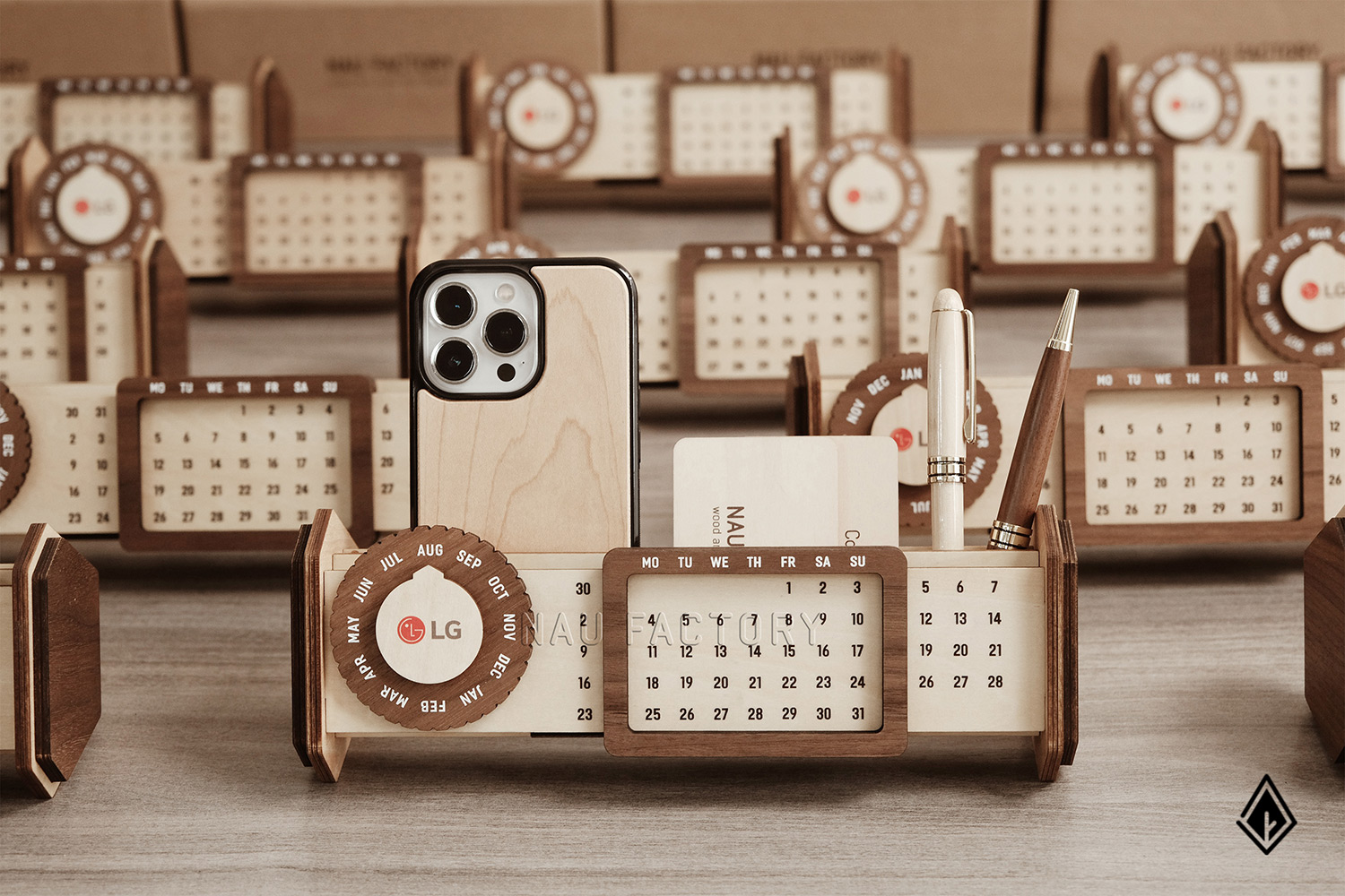 Lịch gỗ vạn niên