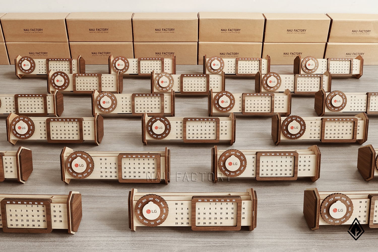 Lịch gỗ vạn niên