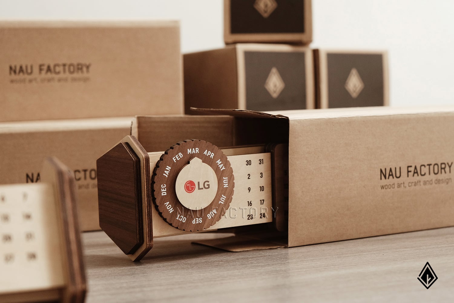 Lịch gỗ vạn niên