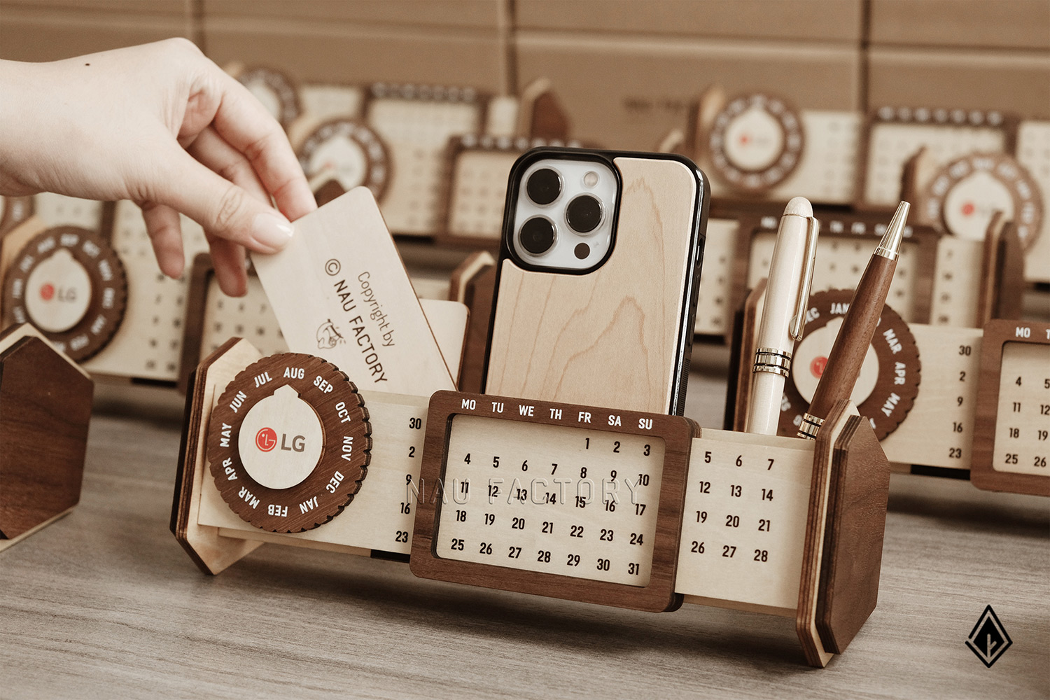 Lịch gỗ vạn niên