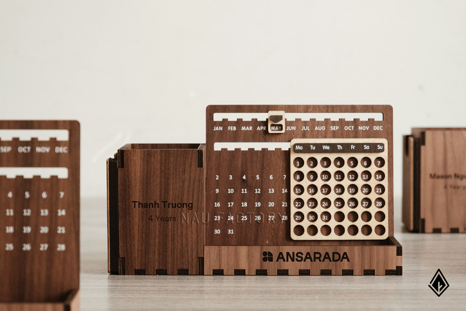 lịch gỗ vạn niên