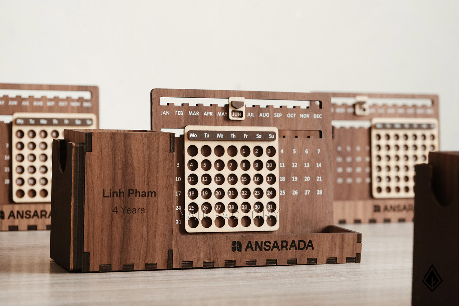 lịch gỗ vạn niên