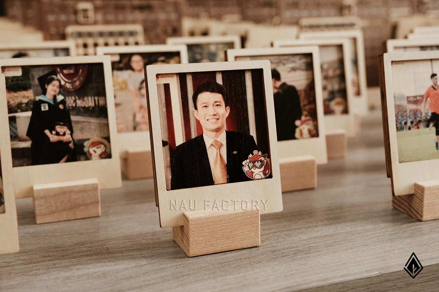 set lịch vạn niên và tranh gỗ