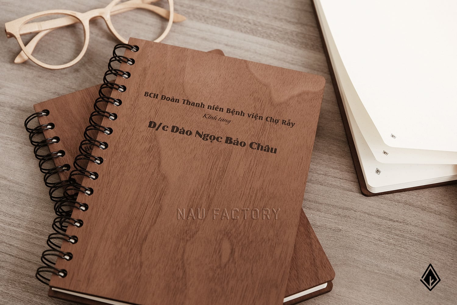 sổ tay gỗ