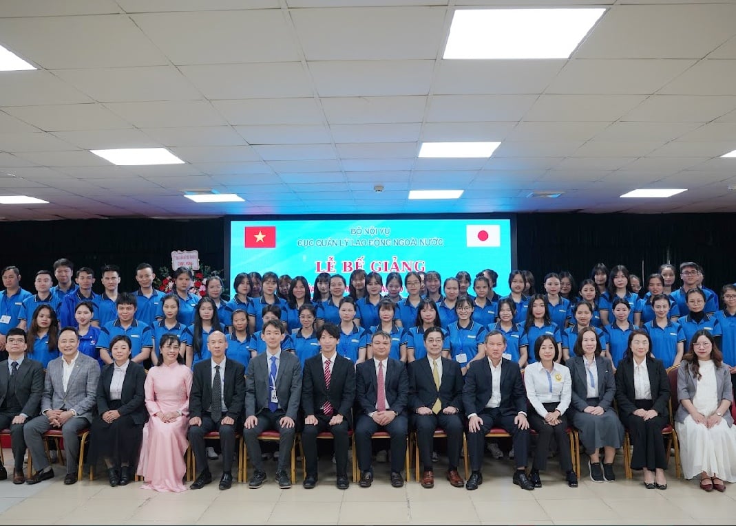 Lễ Bế giảng Khóa đào tạo tiếng Nhật cho ứng viên điều dưỡng, nhân viên chăm sóc/hộ lý Chương trình EPA – Khóa 13