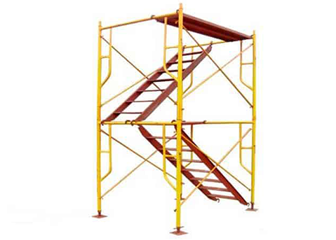 Tuyển 04 nam nghề giàn giáo và chống thấm tháng 12/2025