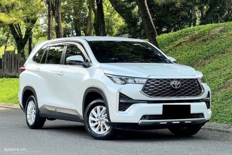 Toyota Innova Cross 2.0G Sắp Ra Mắt, Giá Dưới 755 Triệu