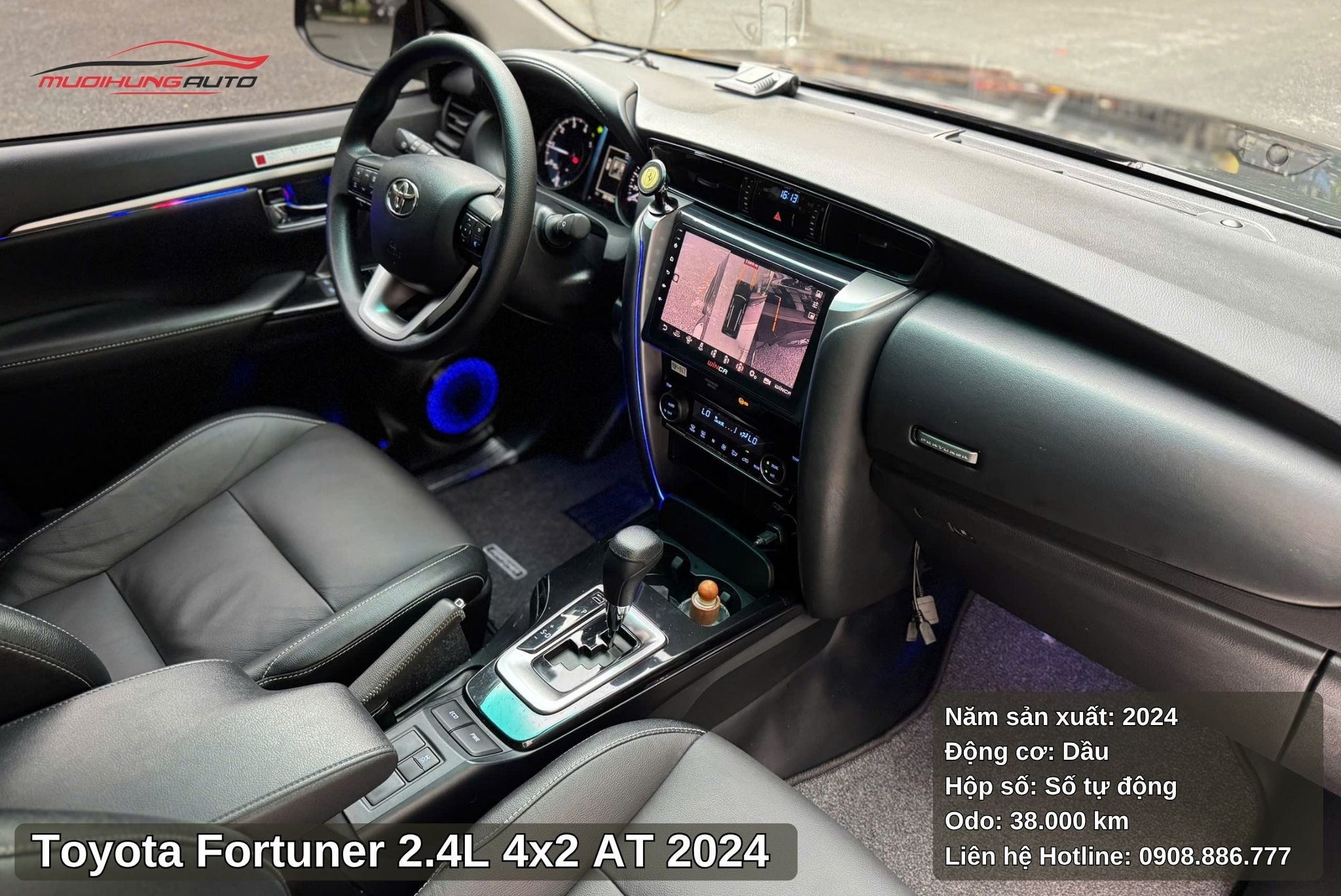 Nội thất xe Toyota Fortuner 2.4L 4x2 AT 2024 sạch đẹp và đầy đủ tiện nghi
