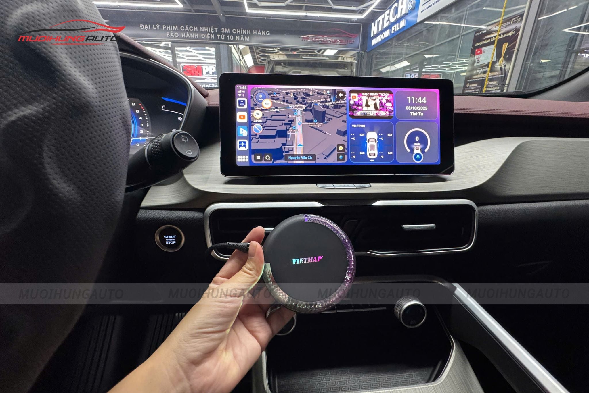 Android Box cho ô tô Geely Coolray 2025