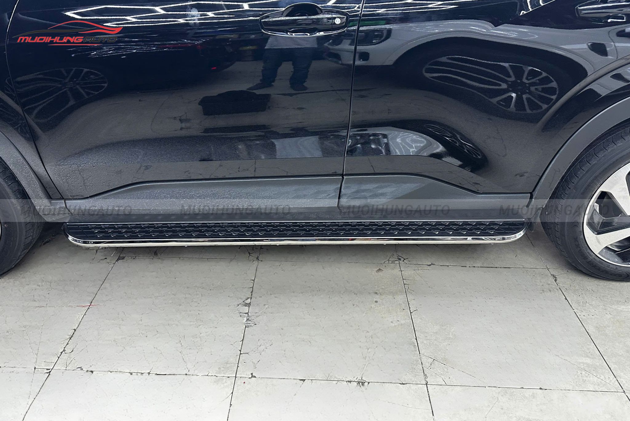 Bậc bước chân xe Mitsubishi Xforce