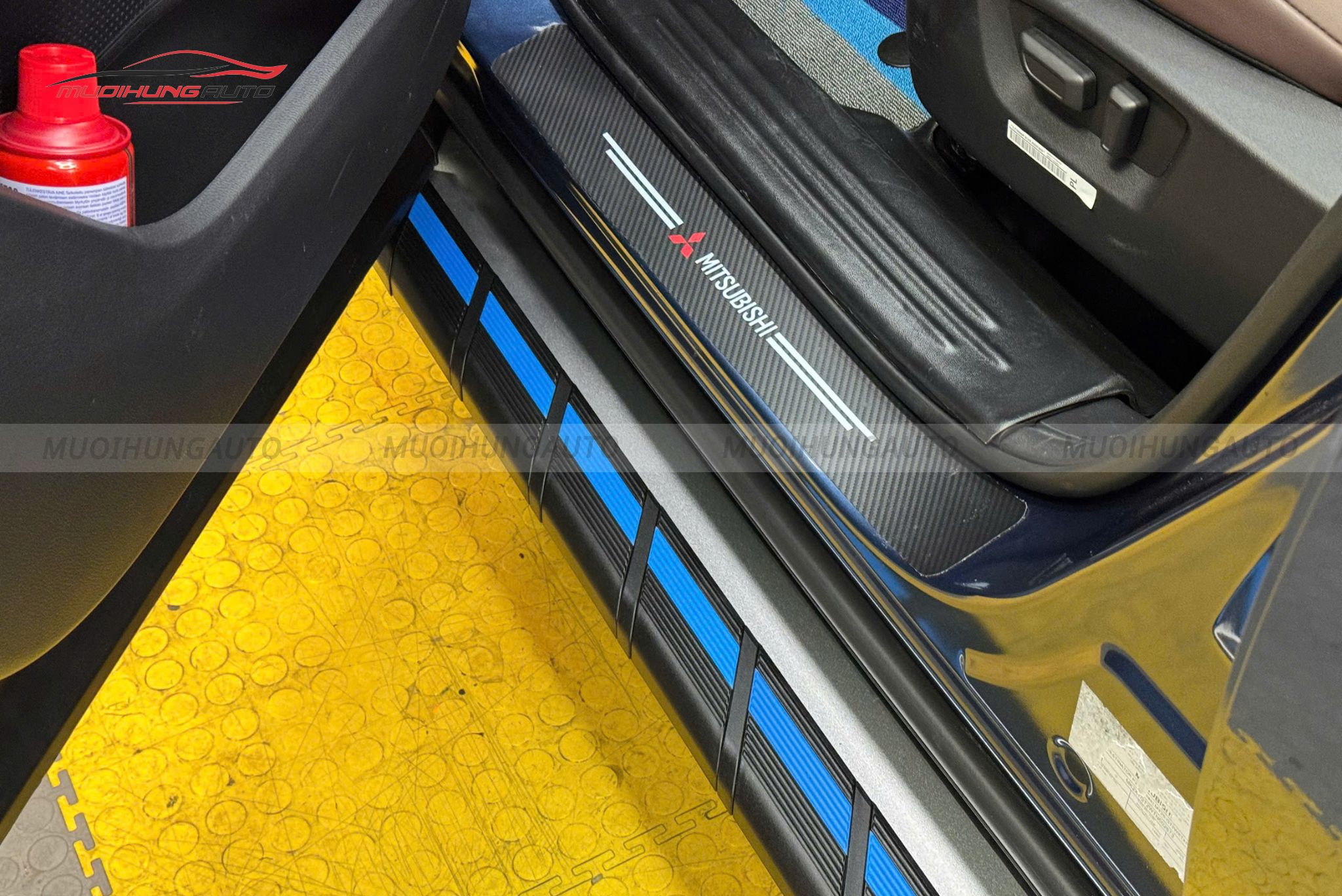 Bệ bước chân ô tô Mitsubishi Destinator 2025