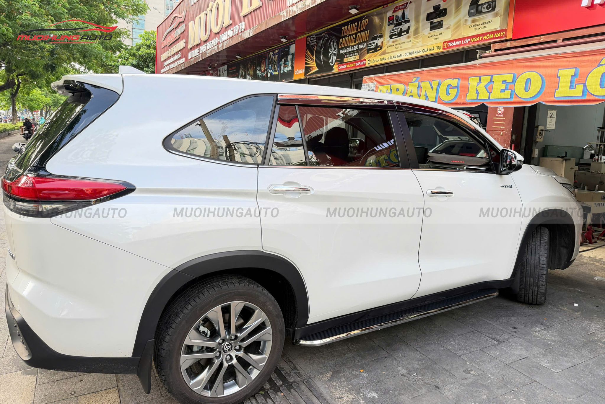 Bệ bước cho Toyota Innova 2026