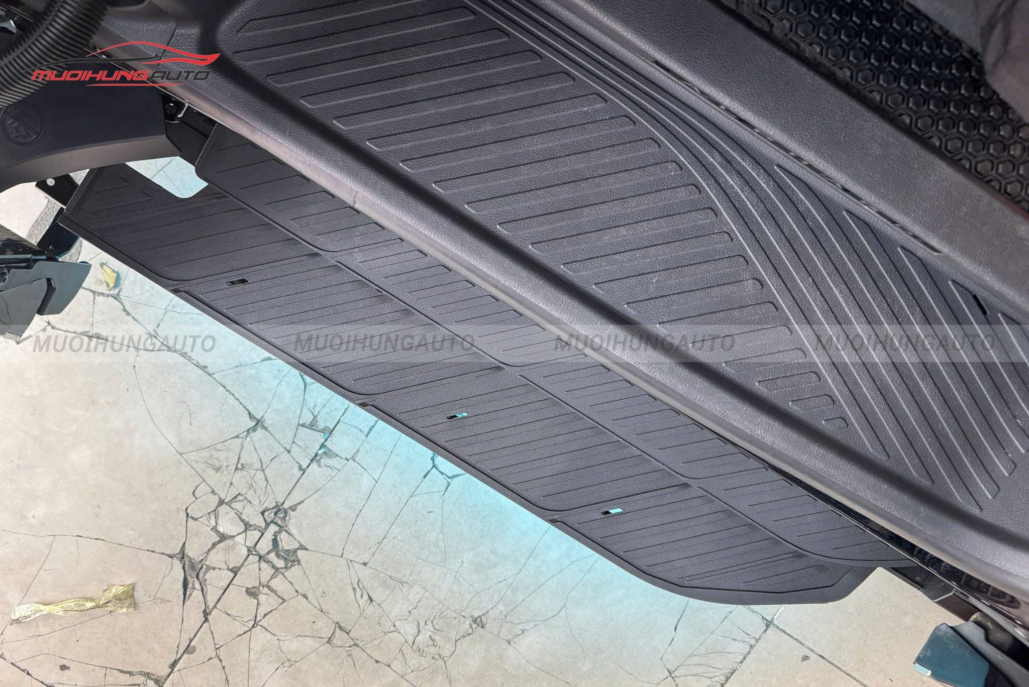 Bệ bước điện cho xe Toyota Alphard 2026
