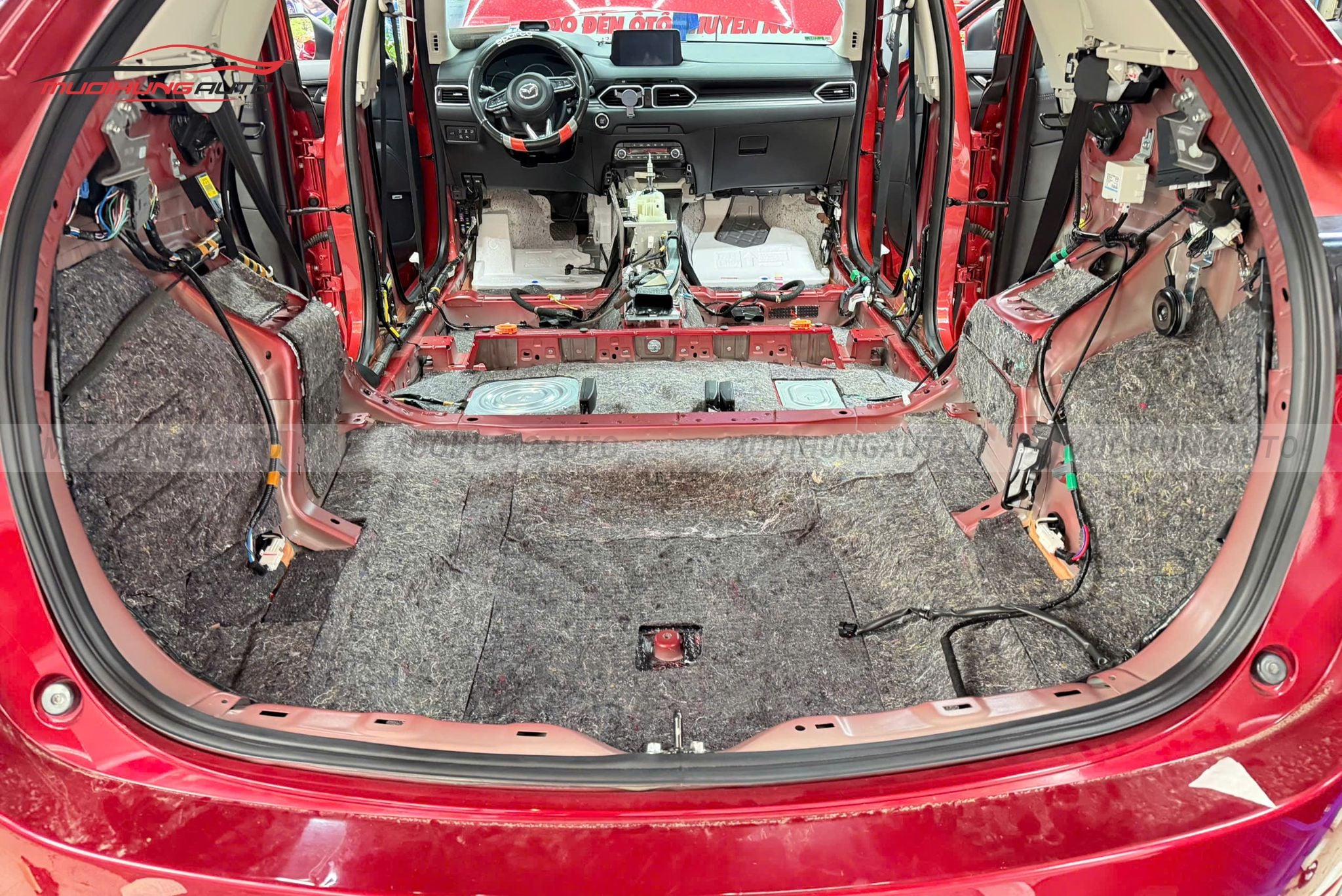 Cách âm cốp xe Mazda CX-5 2022