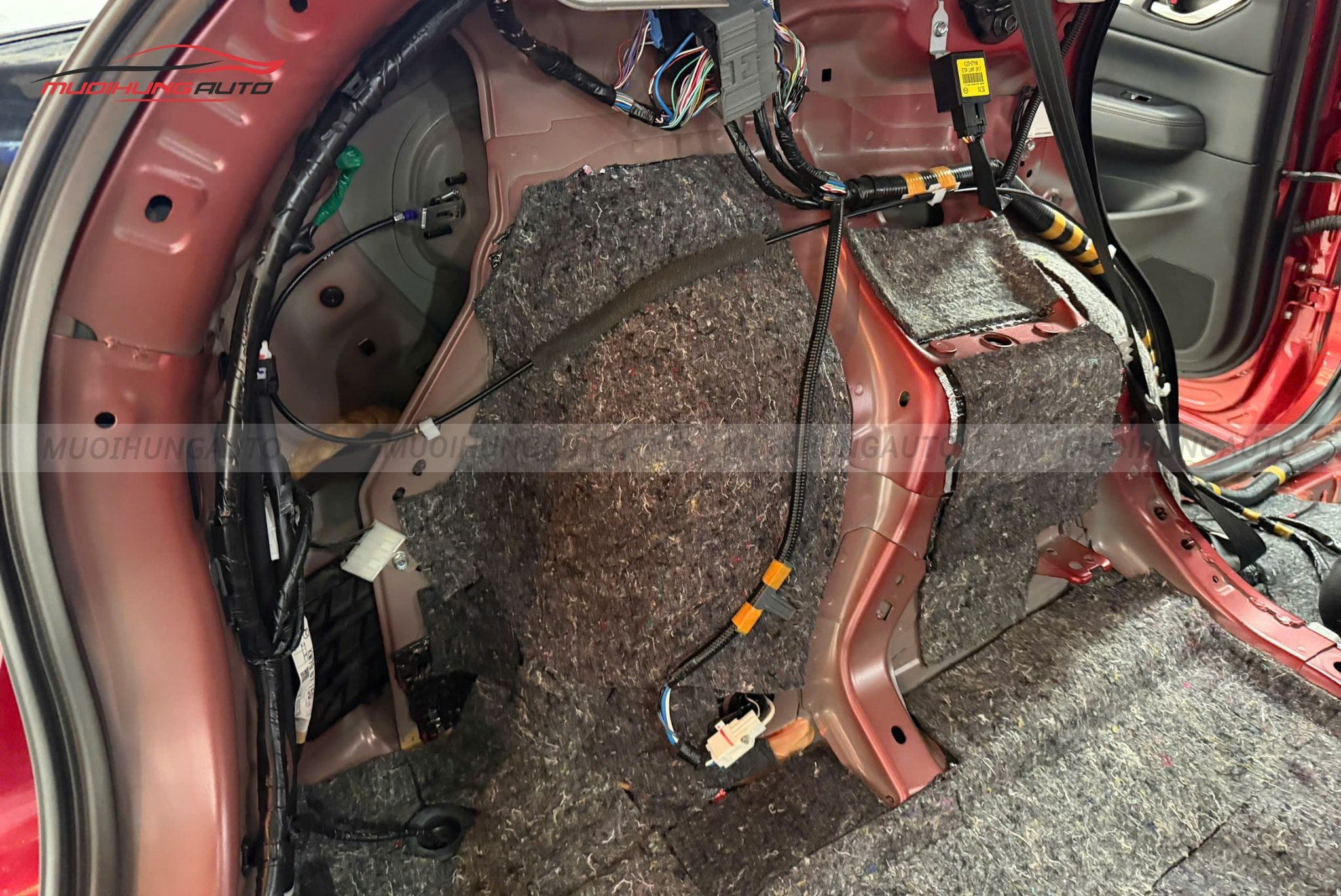 Cách âm cốp xe ô tô Mazda CX-5 2022