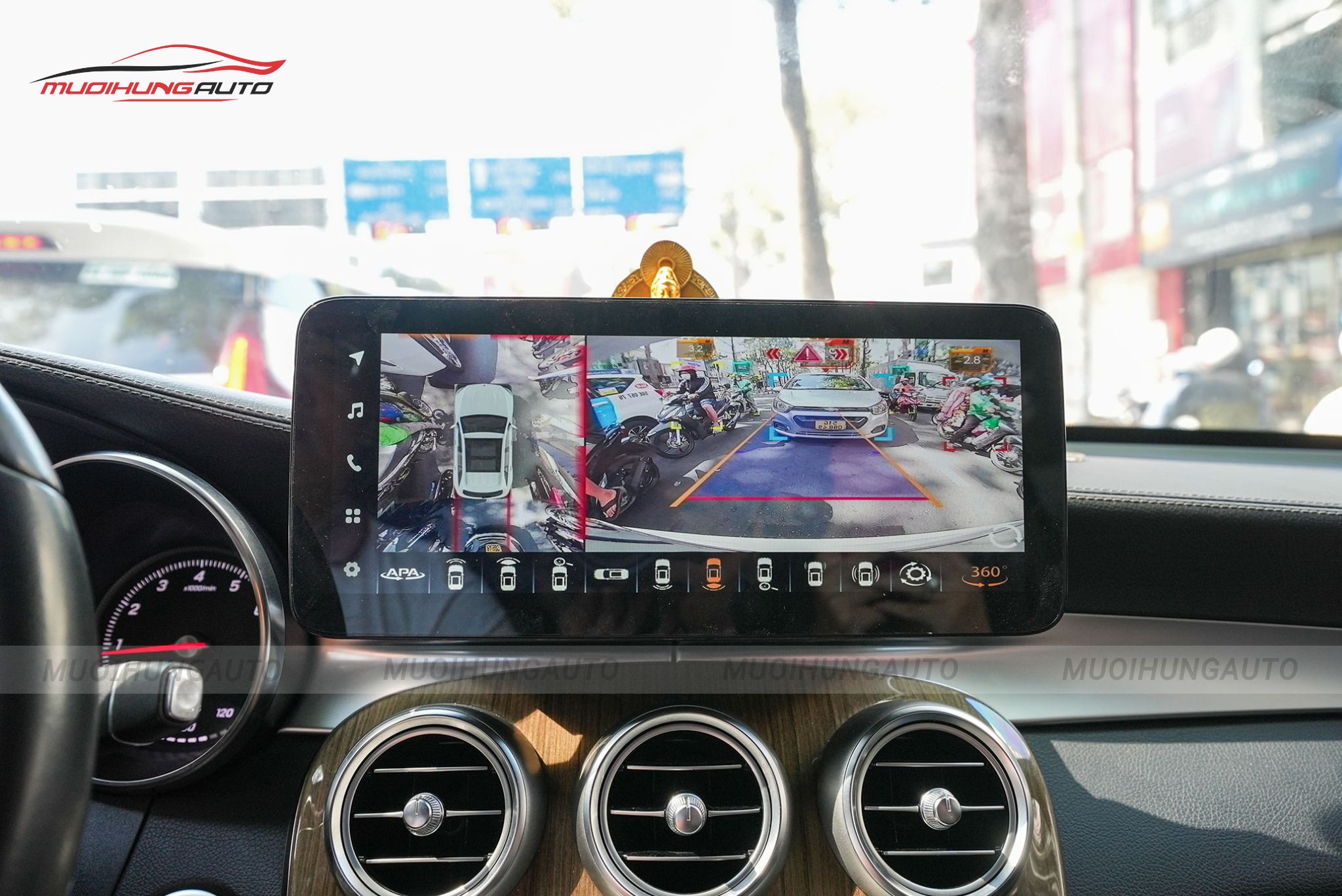 Camera 360 độ cho xe Mercedes GLC200 2017