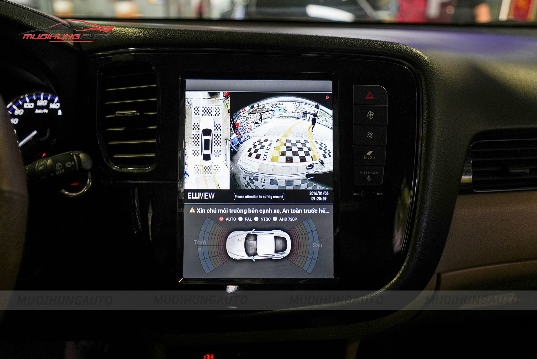 Camera 360 độ Mitsubishi Outlander 2020