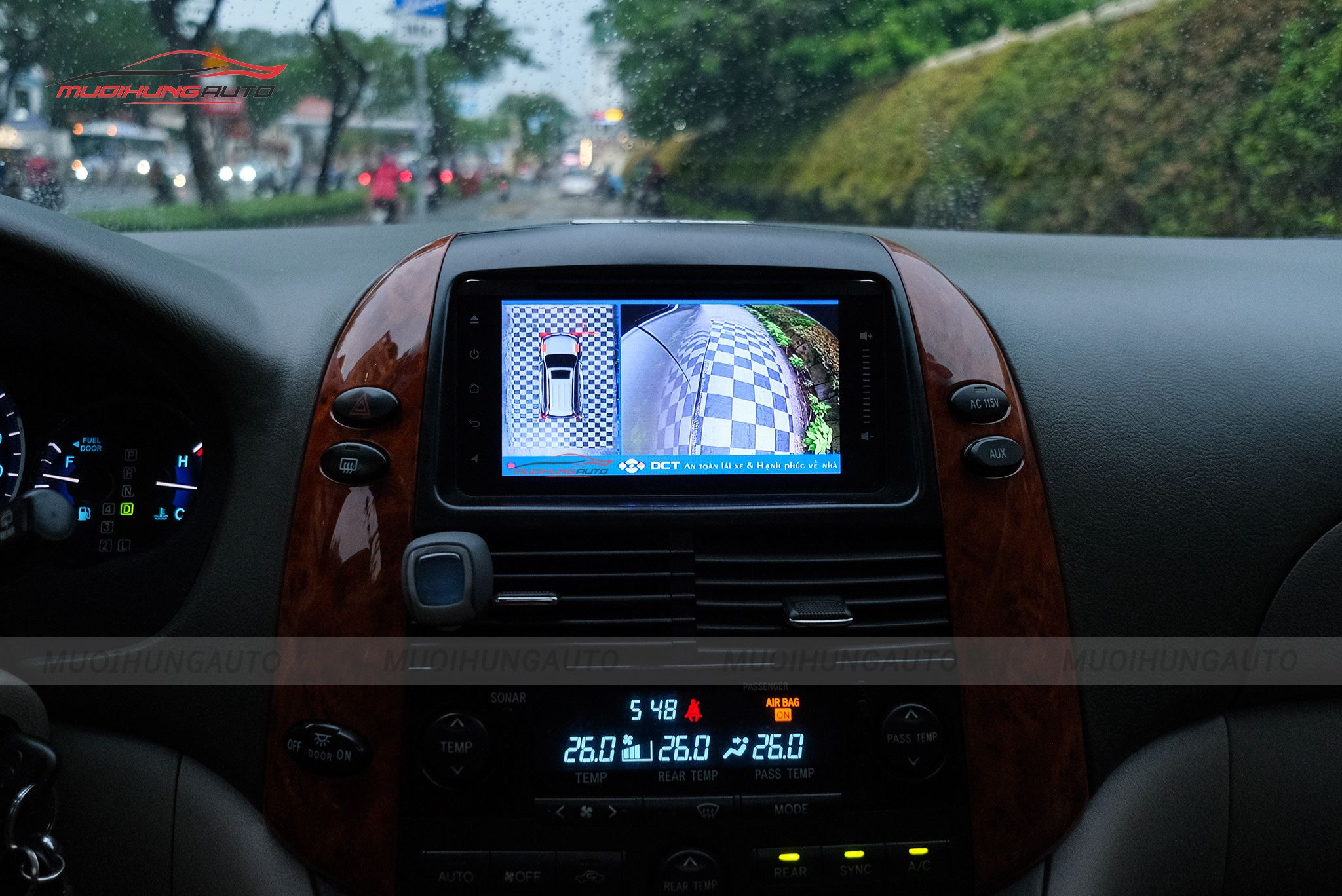 Camera 360 độ Toyota Sienna 2008