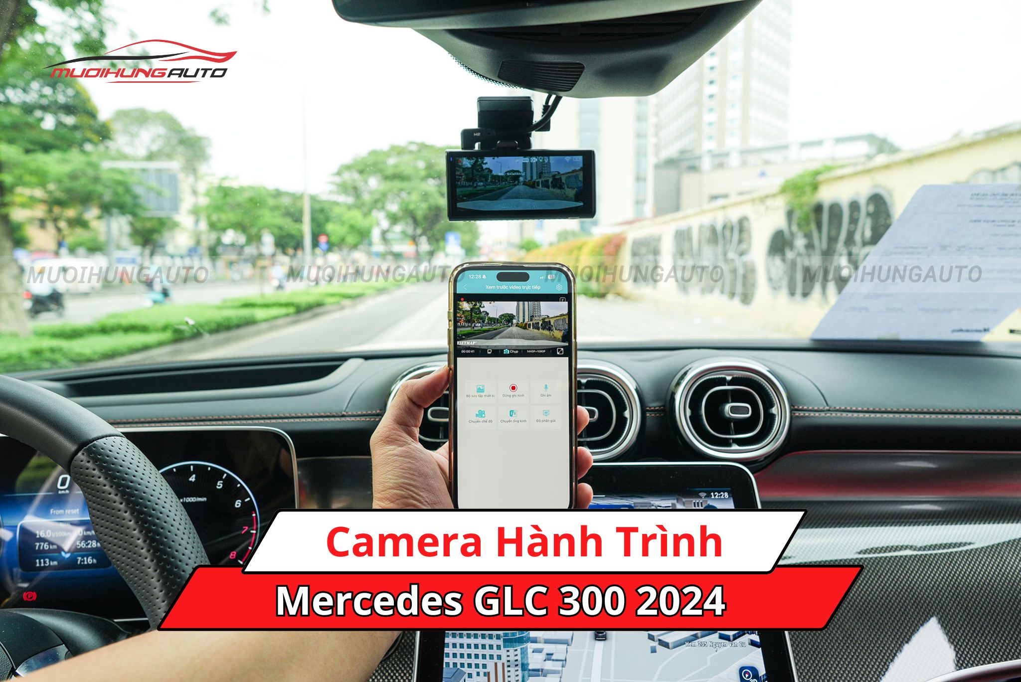 Camera hành trình cho ô tô Mercedes GLC 300 2024