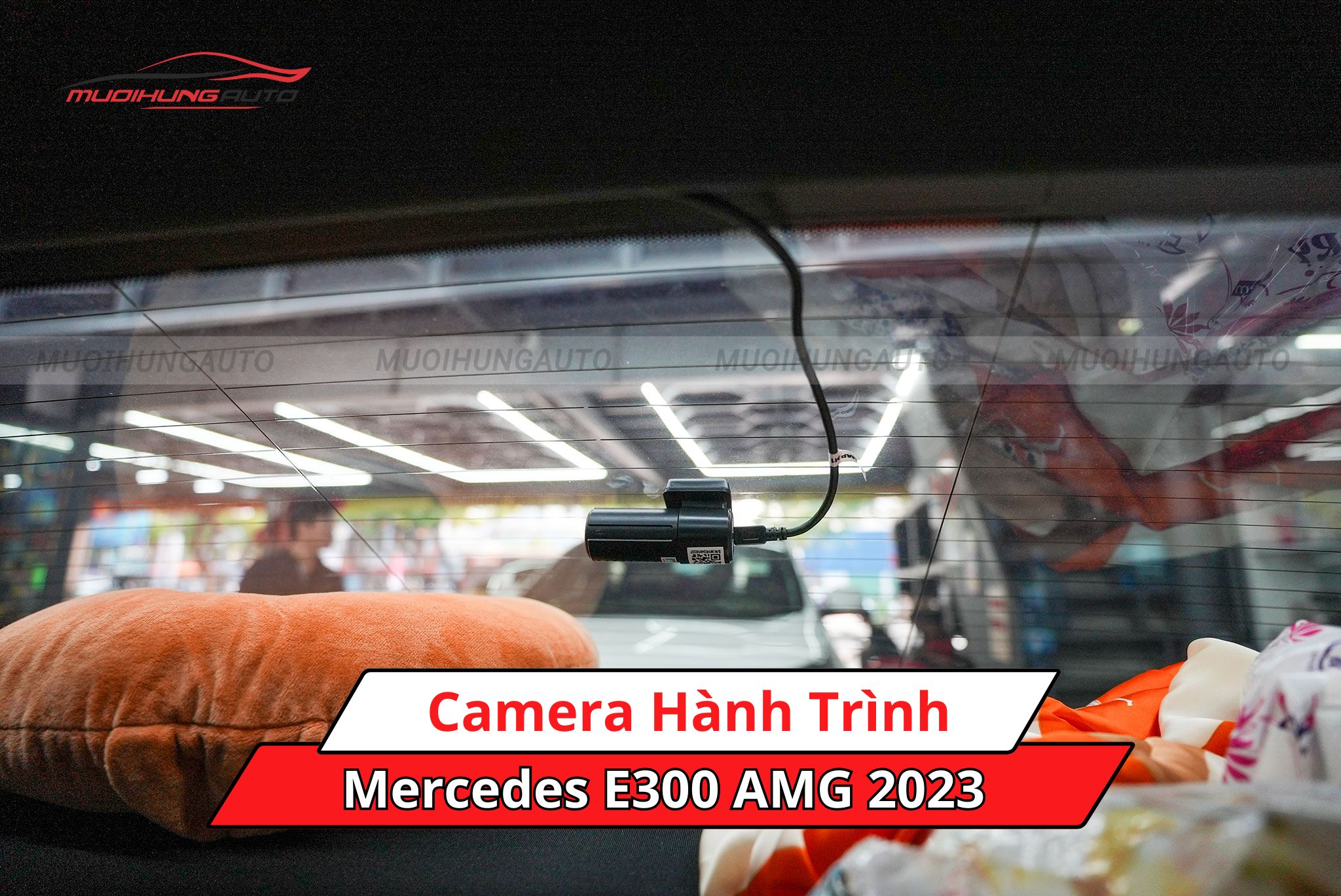 Camera hành trình ô tô Mercedes E300 AMG 2023