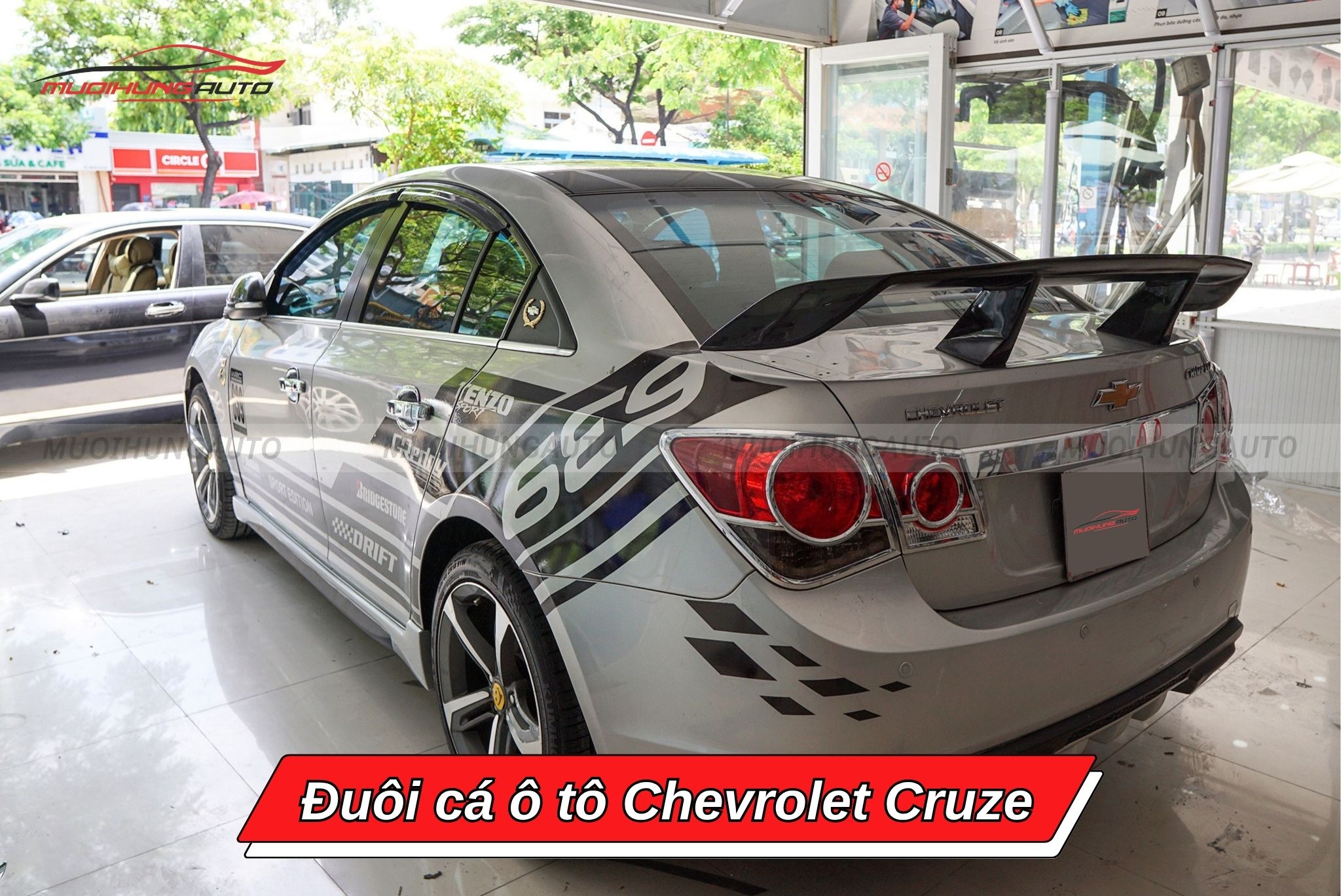 Cánh đuôi ô tô Chevrolet Cruze