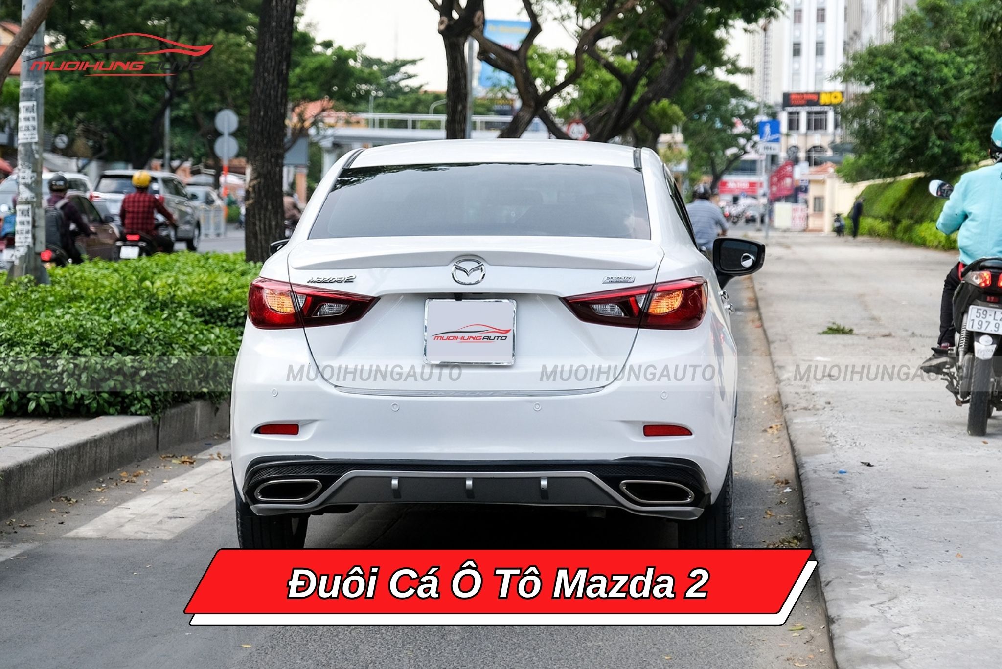 Cánh đuôi ô tô Mazda 2