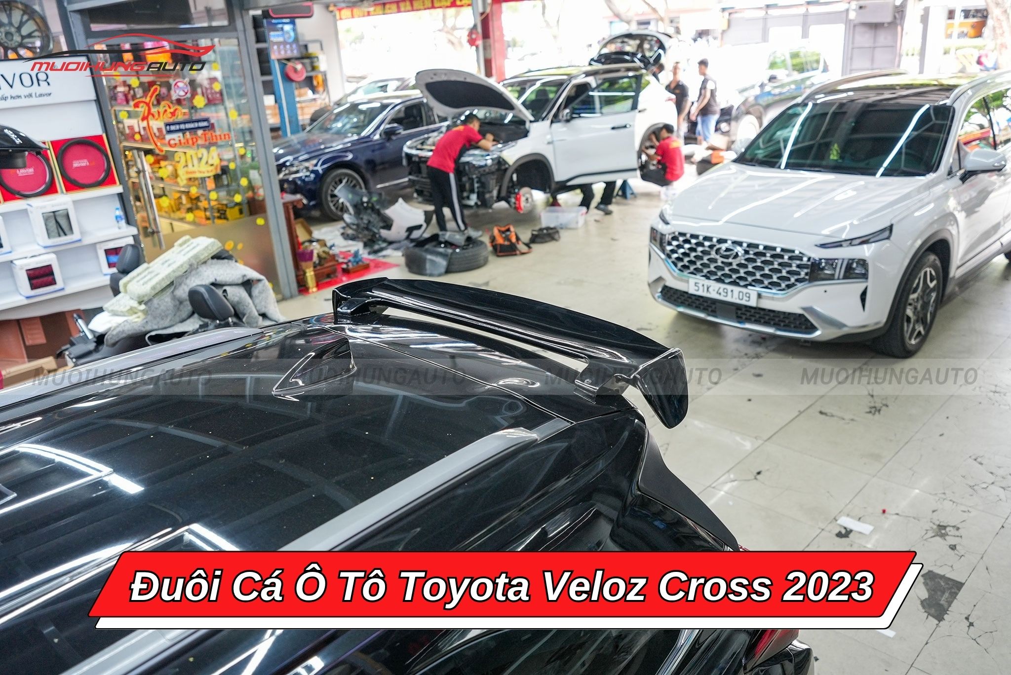 Cánh đuôi ô tô Toyota Veloz Cross 2023
