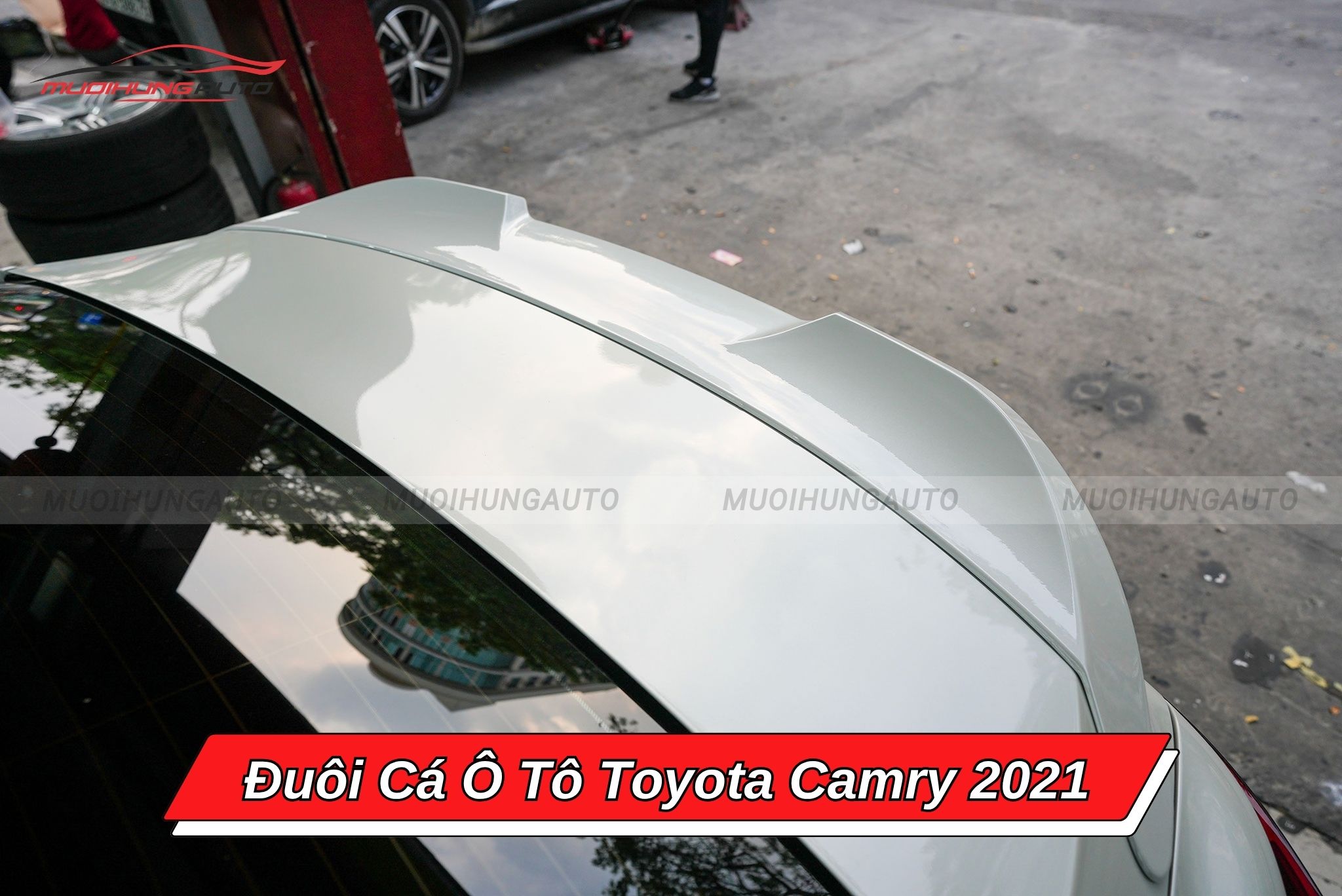 Cánh gió ô tô Toyota Camry 2021
