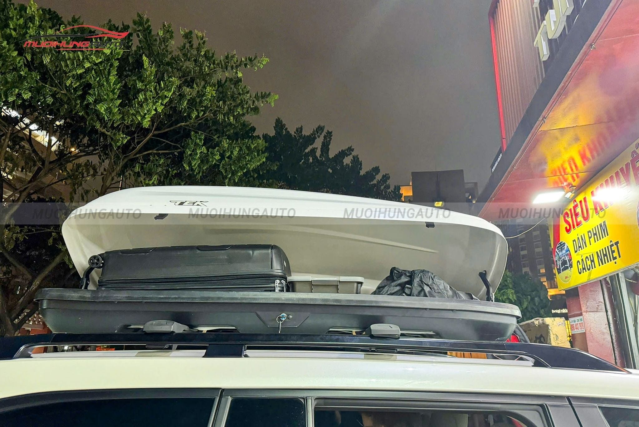Cốp nóc xe ô tô Toyota Land Cruiser FJ 2026