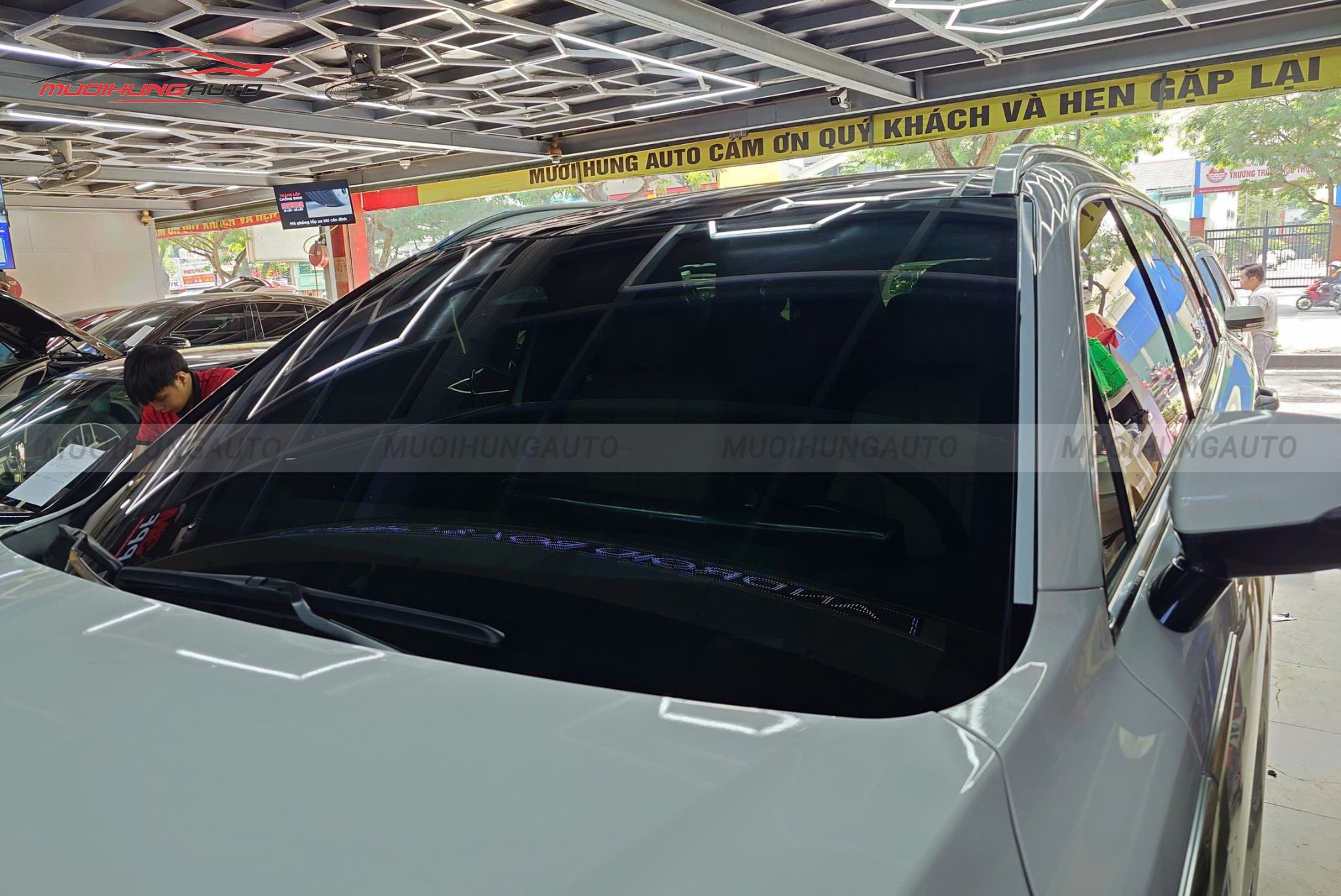 Dán phim cách nhiệt 3M cho ô tô Kia Sorento 2025