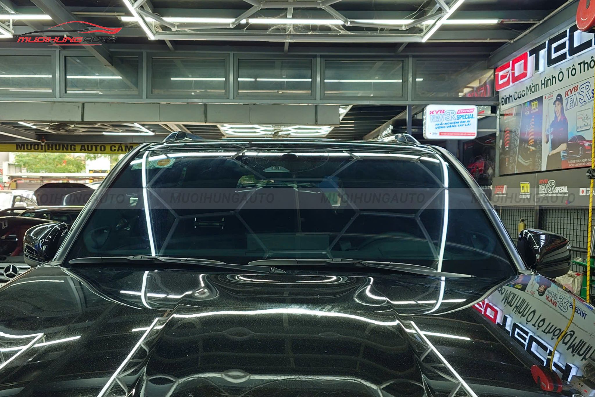 Dán phim cách nhiệt 3M cho ô tô Toyota Land Cruiser Prado LC300 2025