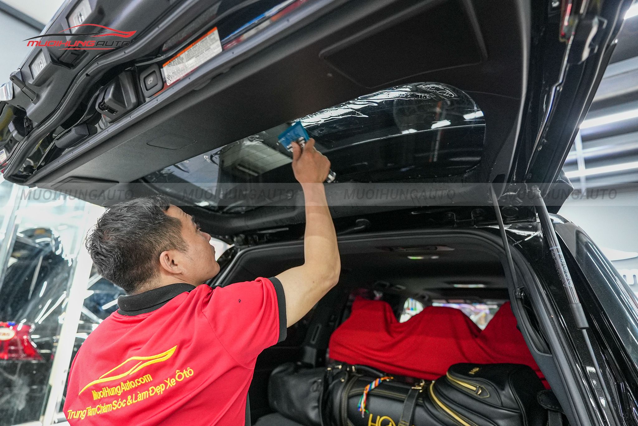 Dán phim cách nhiệt Global cho xe Lexus LX570 2022