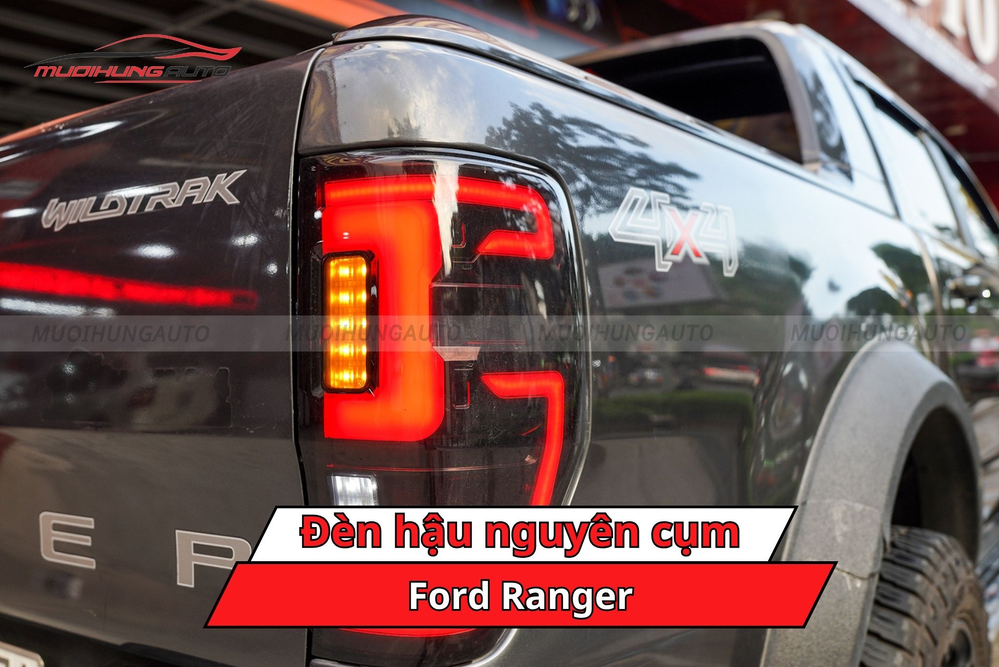 Đèn hậu nguyên cụm cho Ford Ranger