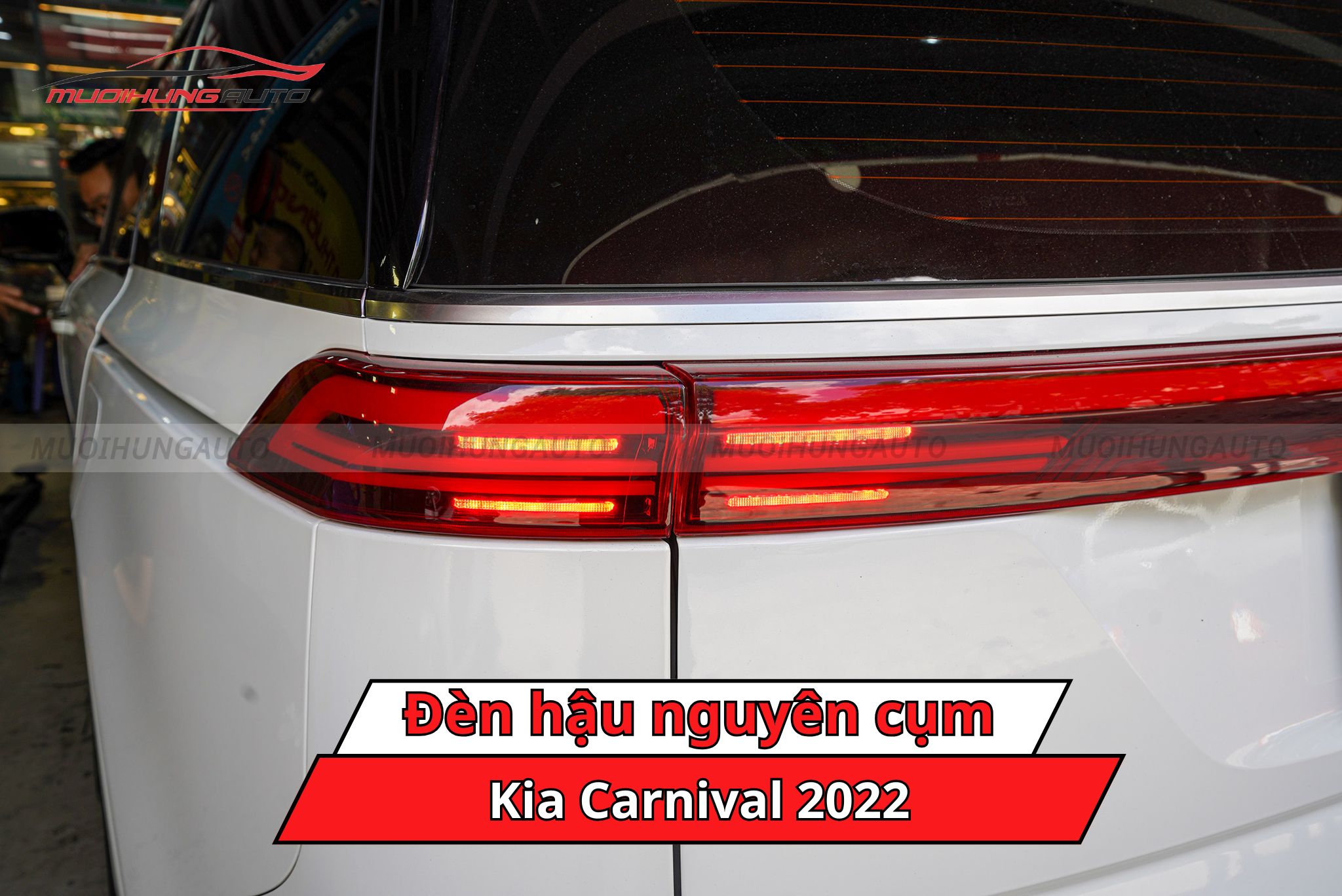 Đèn hậu nguyên cụm cho Kia Carnival 2022