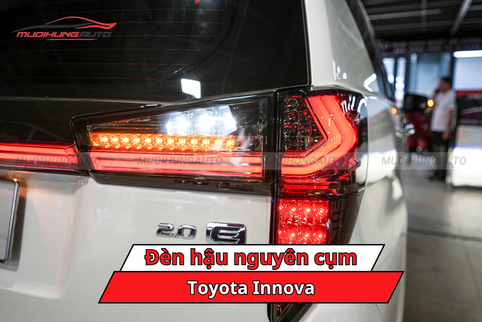 Đèn hậu nguyên cụm cho Toyota Innova
