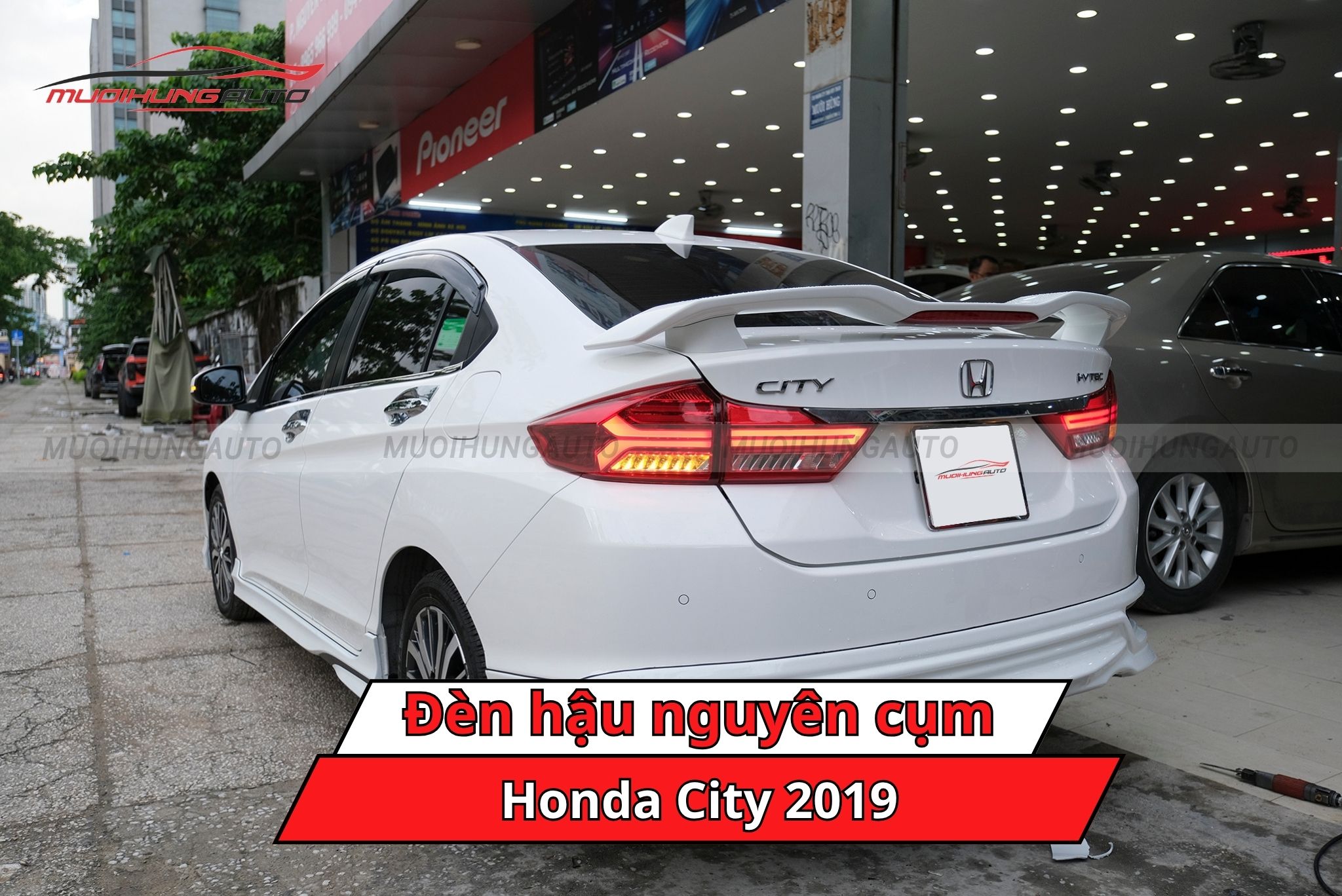 Đèn hậu nguyên cụm cho xe Honda City 2019