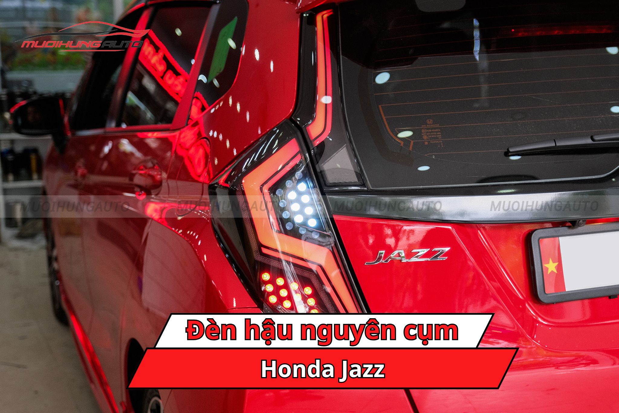 Đèn hậu nguyên cụm cho xe Honda Jazz