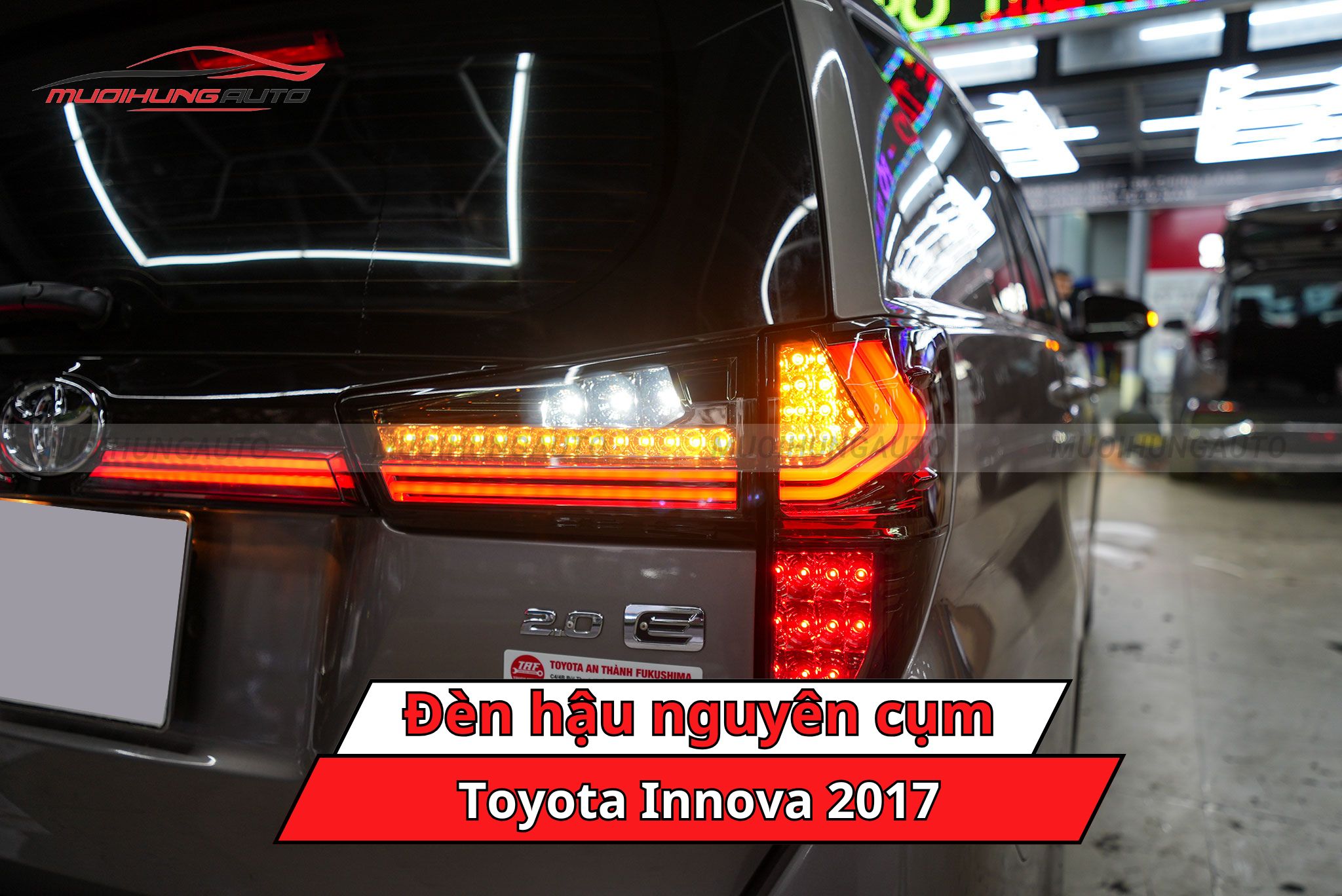 Đèn hậu nguyên cụm cho xe Toyota Innova 2017