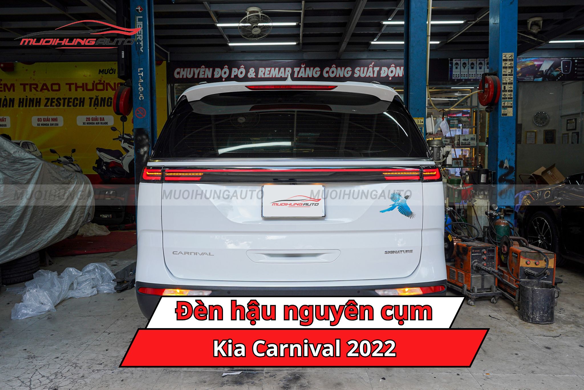 Đèn hậu nguyên cụm Kia Carnival 2022