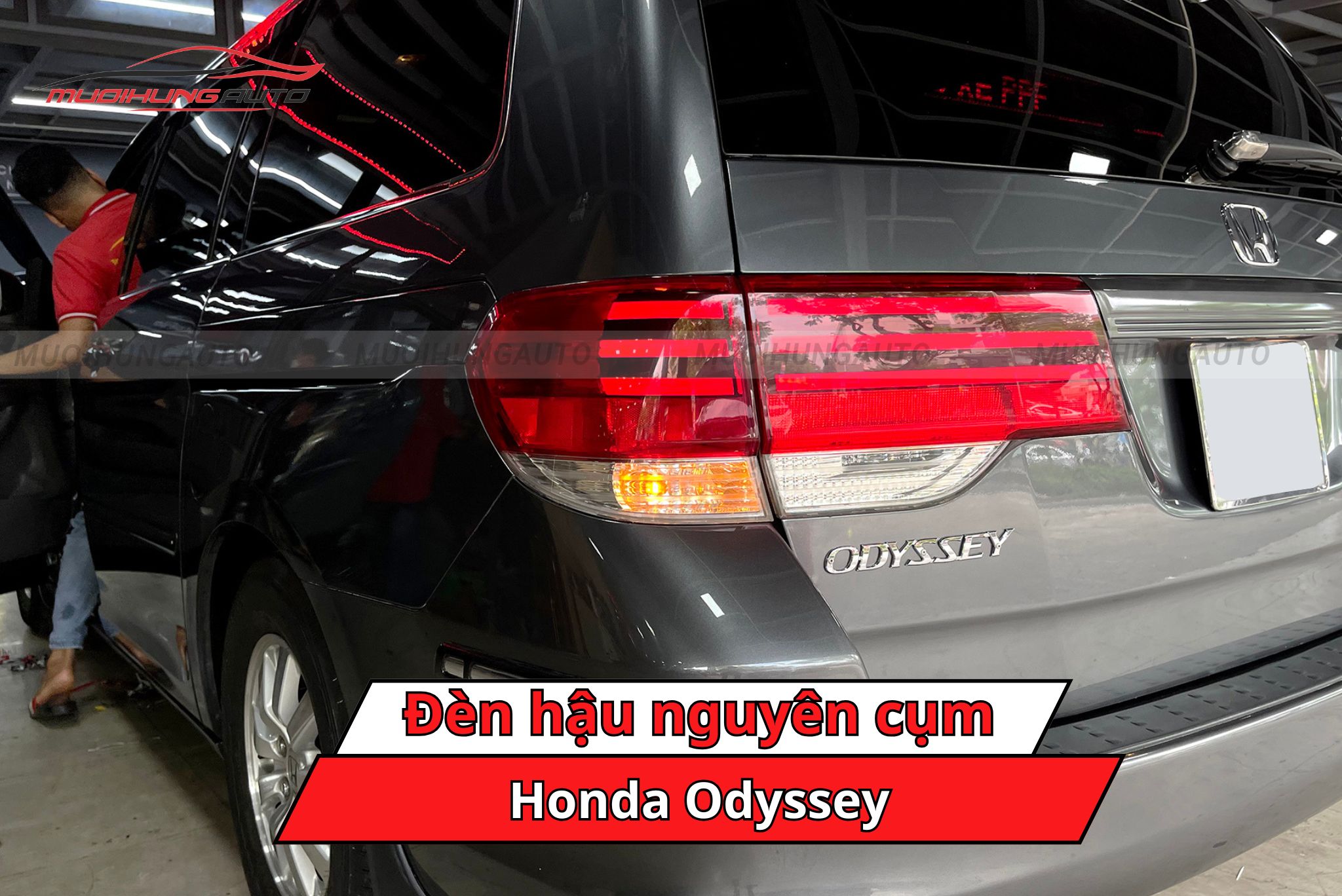 Đèn hậu nguyên cụm ô tô Honda Odyssey