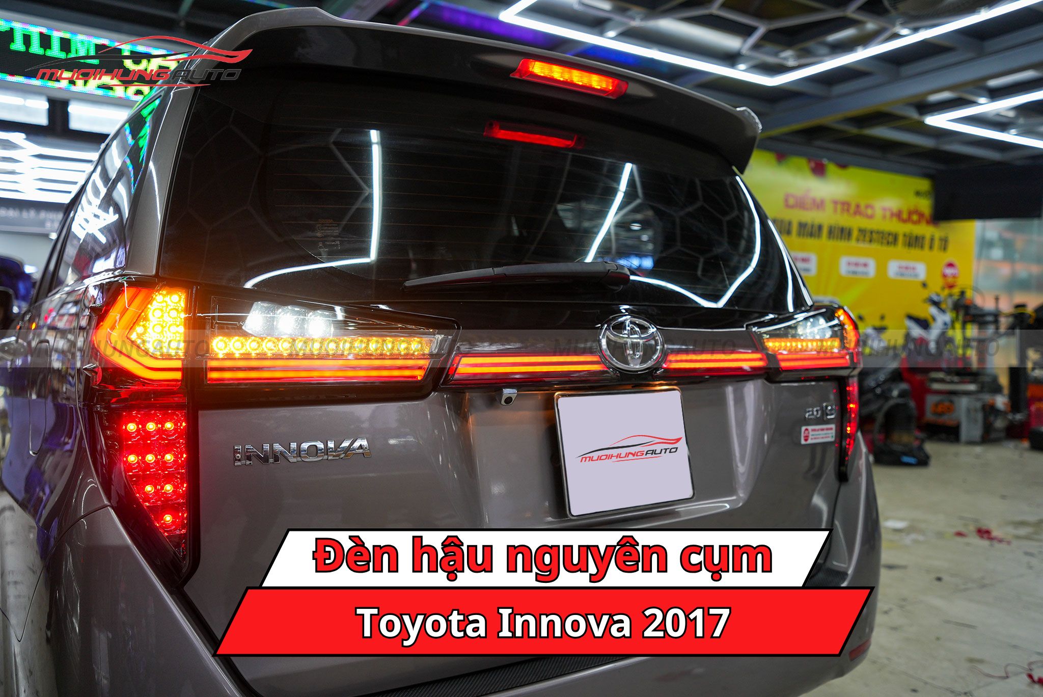 Đèn hậu nguyên cụm ô tô Toyota Innova 2017