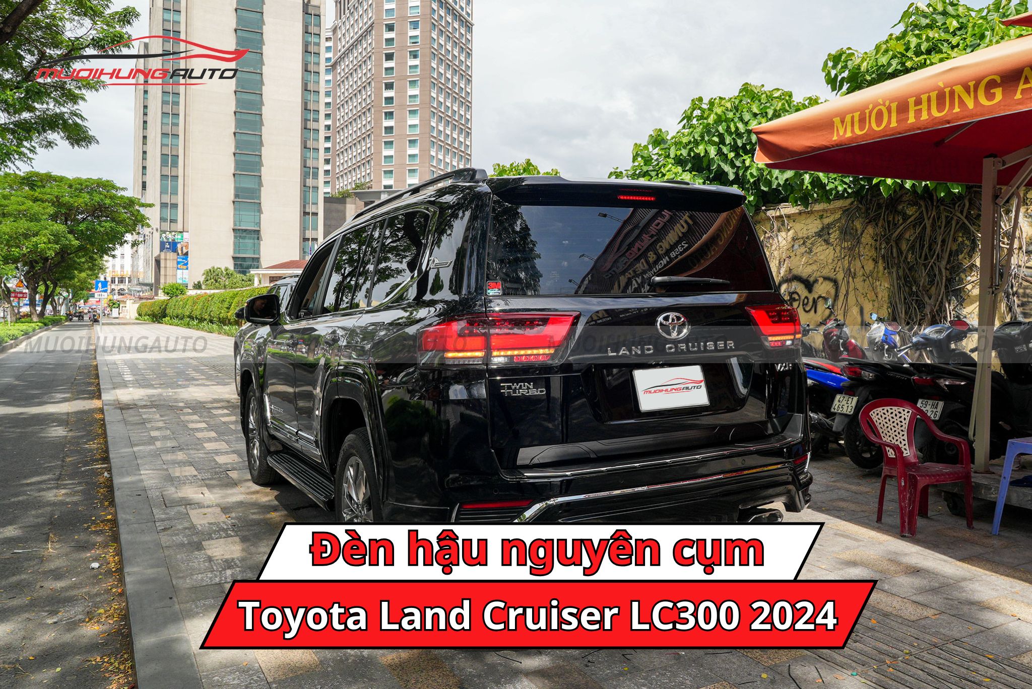 Đèn hậu nguyên cụm ô tô Toyota Land Cruiser LC300 2024
