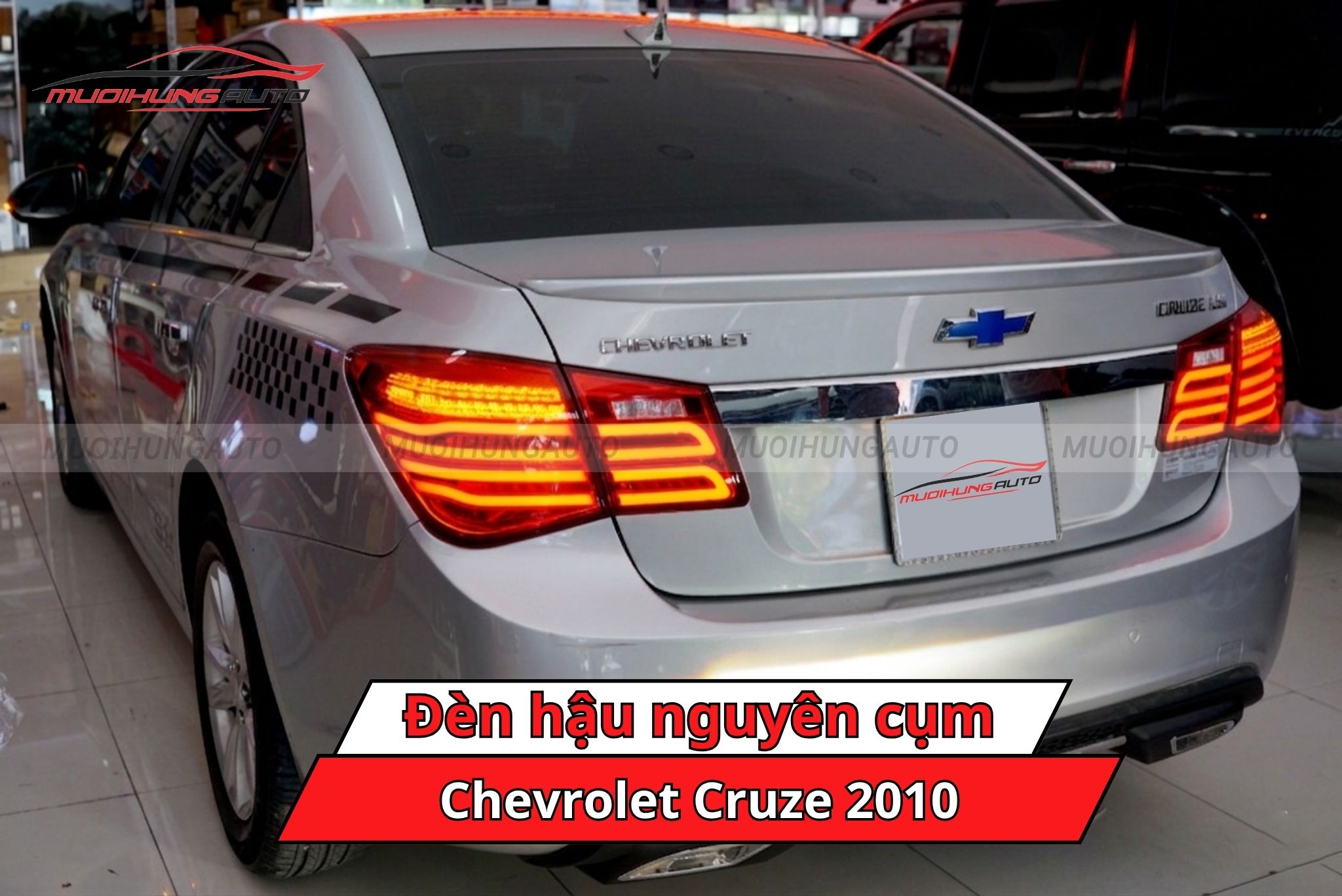Đèn hậu nguyên cụm xe Chevrolet Cruze 2010